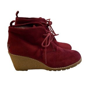 G.H. Bass & Co. Cali Stone Red Vegan Suede Lace Up Ankle Wedge Bootie